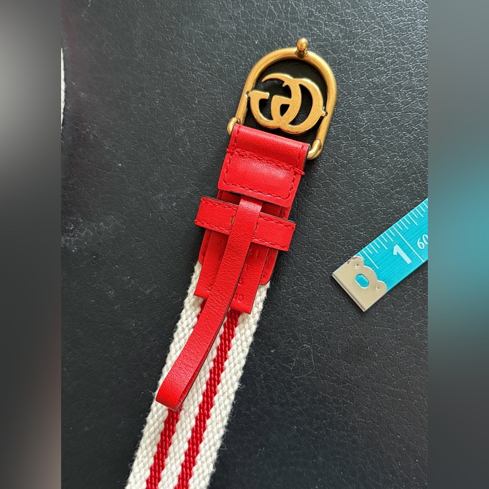 Gucci Red and White Striped Belt with Gold GG Buckle - Picture 8 of 9